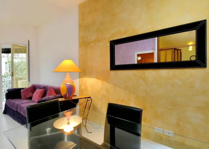 Cozy Flat In Trastevere ローマ